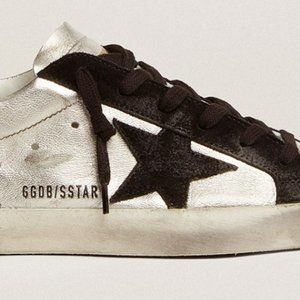 Brand New, Never Been Worn - Women's Golden Goose Super Star